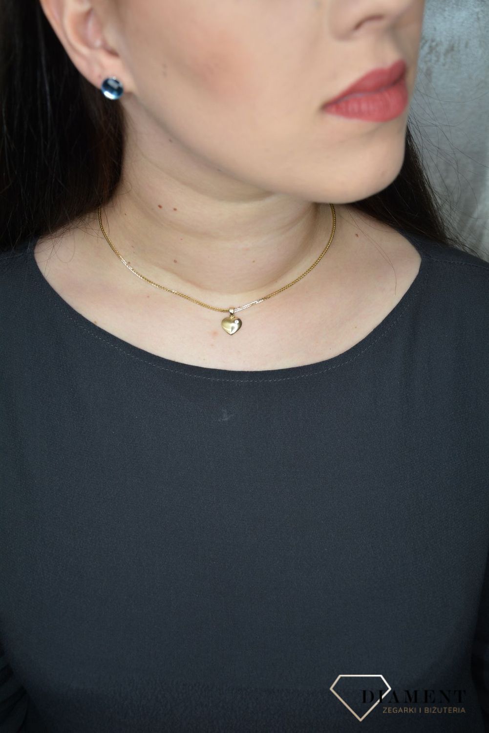 Złota zawieszka 333 małe serce z cyrkonią ZA 3653.jpg